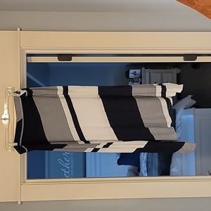 Avenue blue and white skirt